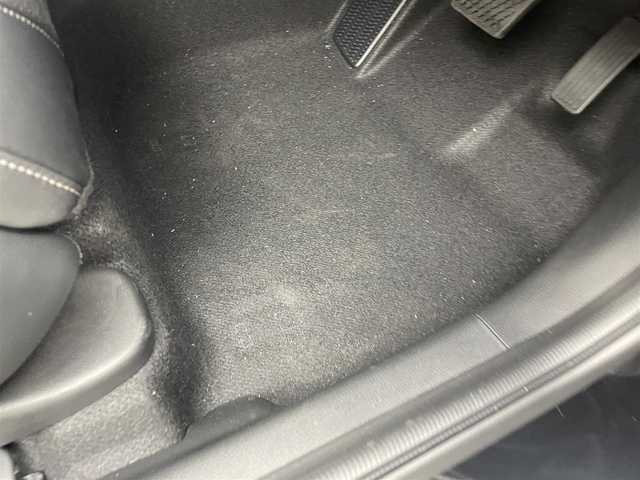 ホンダ ヴェゼル ハイブリッド e:HEV Z 茨城県 2025(令7)年 0.1千km クリスタルブラックパール 9インチHonda CONNECTディスプレー/・バックカメラ/・FM/AM/USB/Bluetooth/フルセグTV/・Apple CarPlay/Android　Auto/BSM/ワイヤレス受電/ビルドインETC2.0/パワーバックドア/ステアリングヒーター/運転席＆助手席シートヒーター/前後コーナーセンサー/Honda SENSING/・アダプティブクルーズコントロール/・誤発進抑制機能/・レーンキープアシスト/・近距離衝突軽減ブレーキ/パドルシフト/ハーフレザーシート/LEDヘッドライト/オートハイビーム/オートライト/オットマン