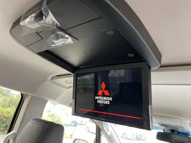三菱 デリカＤ：５ シャモニー 東京都 2025(令7)年 0.1千km グラファイトグレーメタリック/ブラックマイカ 登録済未使用車　/純正１１型メモリナビフルセグ　/・BluetoothAudio/HDMI/USB/・CD/SD/DVD/AM/FM/純正１２型後席モニター　/アラウンドビュー モニター/ｅアシスト　/（予防安全技術）/・衝突被害軽減ブレーキシステム/・車線逸脱警報システム/・レーダークルーズコントロール　/・オートマチックハイビーム/・誤発進抑制機能/・後退時車両検知機能/ハーフレザーシート/両側パワースライドドア　/パワーバックドア　/アイドリングストップ/スペアキーX１/保証書＆取説