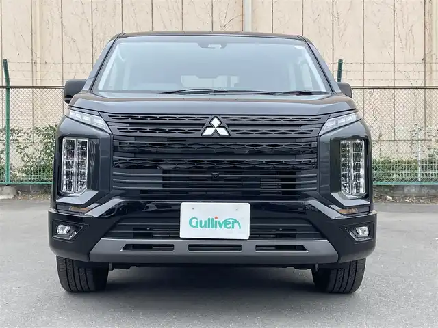 三菱 デリカＤ：５ シャモニー 東京都 2025(令7)年 0.1千km グラファイトグレーメタリック/ブラックマイカ 登録済未使用車　/純正１１型メモリナビフルセグ　/・BluetoothAudio/HDMI/USB/・CD/SD/DVD/AM/FM/純正１２型後席モニター　/アラウンドビュー モニター/ｅアシスト　/（予防安全技術）/・衝突被害軽減ブレーキシステム/・車線逸脱警報システム/・レーダークルーズコントロール　/・オートマチックハイビーム/・誤発進抑制機能/・後退時車両検知機能/ハーフレザーシート/両側パワースライドドア　/パワーバックドア　/アイドリングストップ/スペアキーX１/保証書＆取説