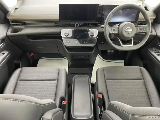 日産 セレナ e－パワー ハイウェイスター V 埼玉県 2025(令7)年 0.1千km プリズムホワイト 登録済未使用車　純正１２．３型型ナビ　全方位カメラ　ＥＴＣ２．０　プロパイロット　BSM　デジタルインナーミラー　レーダークルーズコントロール　レーンキープアシスト　コーナーセンサー　衝突被害軽減