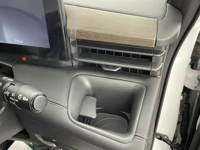 日産 セレナ e－パワー ハイウェイスター V 埼玉県 2025(令7)年 0.1千km プリズムホワイト 登録済未使用車　純正１２．３型型ナビ　全方位カメラ　ＥＴＣ２．０　プロパイロット　BSM　デジタルインナーミラー　レーダークルーズコントロール　レーンキープアシスト　コーナーセンサー　衝突被害軽減