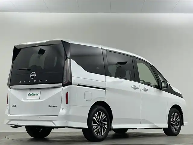 日産 セレナ e－パワー ハイウェイスター V 埼玉県 2025(令7)年 0.1千km プリズムホワイト 登録済未使用車　純正１２．３型型ナビ　全方位カメラ　ＥＴＣ２．０　プロパイロット　BSM　デジタルインナーミラー　レーダークルーズコントロール　レーンキープアシスト　コーナーセンサー　衝突被害軽減