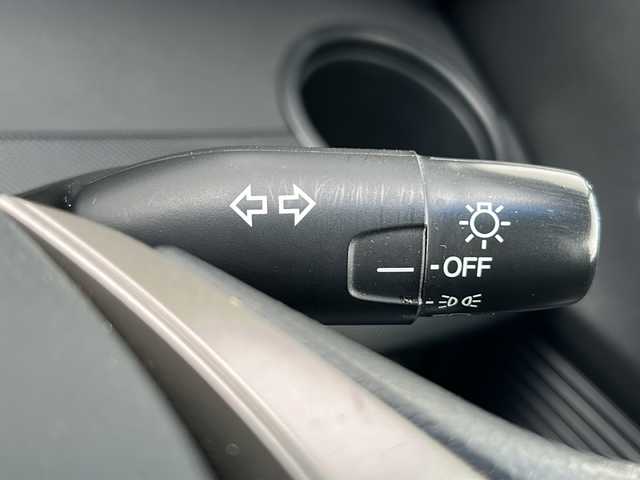 ホンダ フリード スパイク ハイブリット ジャストセレクション 三重県 2013(平25)年 11.7万km ポリッシュドメタルメタリック 純正ナビ　/バックカメラ /ETC /両側スライドドア/純正フロアマット /ウィンカーミラー /電動格納ミラー/禁煙車