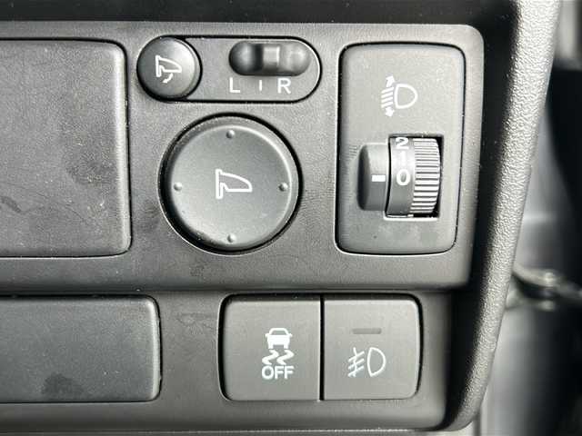 ホンダ フリード スパイク ハイブリット ジャストセレクション 三重県 2013(平25)年 11.7万km ポリッシュドメタルメタリック 純正ナビ　/バックカメラ /ETC /両側スライドドア/純正フロアマット /ウィンカーミラー /電動格納ミラー/禁煙車