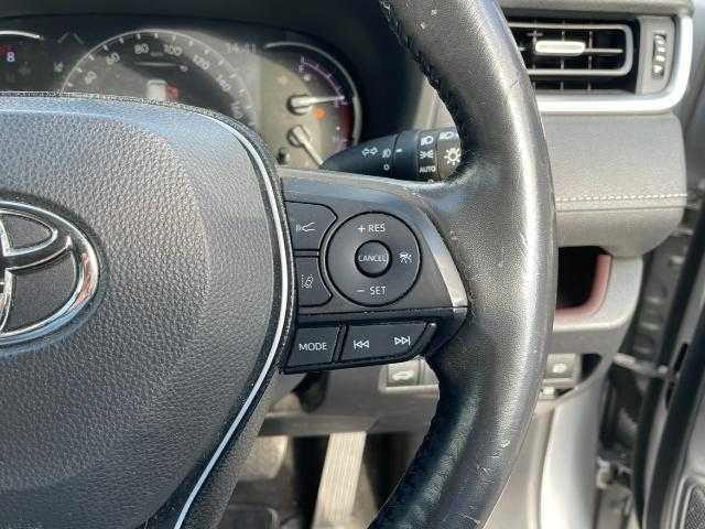 トヨタ ＲＡＶ４ G Zパッケージ 岩手県 2019(令1)年 5.3万km シルバーメタリック 純正ＳＤナビ　Ｂｌｕｅｔｏｏｔｈ／ＣＤ／ＤＶＤ／フルセグＴＶ　/バックカメラ　/ＴＲＤフルエアロ　/前後ドラレコ　/前席シートヒーター　/シートメモリー　/レーダークルコン　/デジタルインナーミラー/ETC2.0/4WD/ステアリングヒーター/電動リアゲート