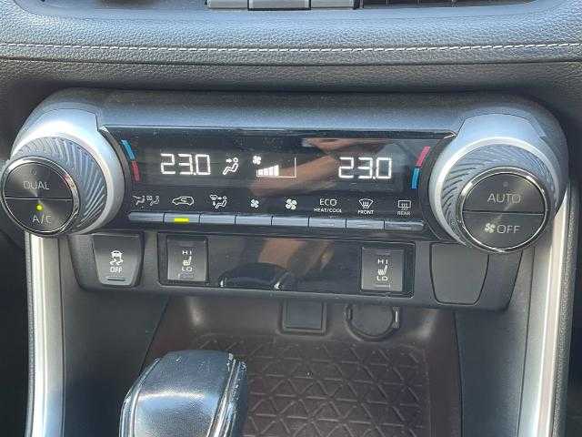 トヨタ ＲＡＶ４ G Zパッケージ 岩手県 2019(令1)年 5.3万km シルバーメタリック 純正ＳＤナビ　Ｂｌｕｅｔｏｏｔｈ／ＣＤ／ＤＶＤ／フルセグＴＶ　/バックカメラ　/ＴＲＤフルエアロ　/前後ドラレコ　/前席シートヒーター　/シートメモリー　/レーダークルコン　/デジタルインナーミラー/ETC2.0/4WD/ステアリングヒーター/電動リアゲート