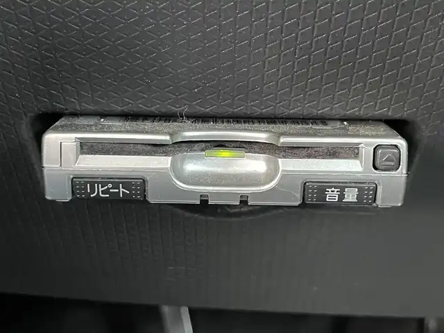 ダイハツ タント カスタム RS 滋賀県 2019(令1)年 1.9万km ブラックマイカメタリック 純正ナビ/【CD.DVD.Bluetooth.フルセグTV】/バックカメラ/衝突軽減ブレーキ/両側電動スライドドア/クリアランスソナー/LEDヘッドライト/オートライト/オートハイビーム/ETC/前後ドライブレコーダー/ハーフレザーシート/ステアリングスイッチ/プッシュスタート/スマートキー/スペアキー