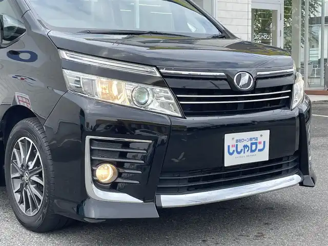 トヨタ ヴォクシー ZS 煌 佐賀県 2014(平26)年 12万km ブラック こちらは現金またはオートローンご利用時の価格です/自社ローンご希望の方は別途その旨お申付け下さい/禁煙車　/７人乗り　/エクリプスナビ ＴＶ ＢＴオーディオ ＤＶＤ ＣＤ　/バックカメラ　/両側電動スライドドア