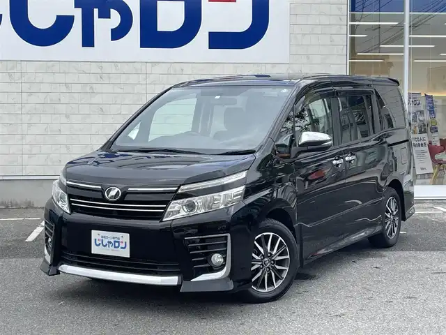 トヨタ ヴォクシー ZS 煌 佐賀県 2014(平26)年 12万km ブラック こちらは現金またはオートローンご利用時の価格です/自社ローンご希望の方は別途その旨お申付け下さい/禁煙車　/７人乗り　/エクリプスナビ ＴＶ ＢＴオーディオ ＤＶＤ ＣＤ　/バックカメラ　/両側電動スライドドア
