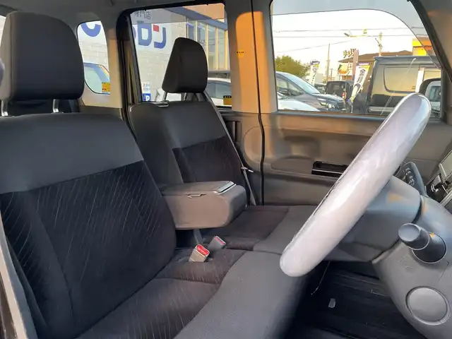 ダイハツ タント カスタム X SA 和歌山県 2014(平26)年 9.5万km ブラックマイカメタリック (株)IDOMが運営する【じしゃロン和歌山店】の自社ローン専用車両になります。こちらは現金またはオートローンご利用時の価格です。自社ローンご希望の方は別途その旨お申付け下さい/衝突軽減ブレーキ/純正メモリナビ(NSZN-W62)/　・CD/DVD/Bluetooth/片側パワースライドドア/LEDヘッドライト/フォグライト/純正14incAW/プッシュスタート/スマートキー/アイドリングストップ/後席サンシェード/W＋サイドエアバック