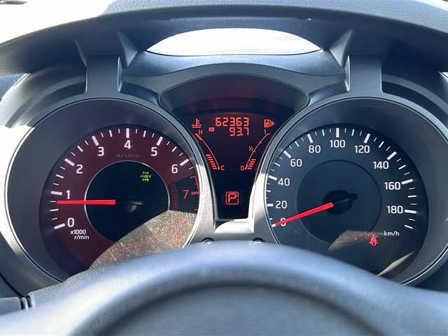 日産 ジューク ニスモ 岩手県 2013(平25)年 6.3万km ブリリアントホワイトパール ターボ ヨコハマAVSモデル7AW17インチ ナビ ETC Bluetooth バックC ニスモ専用スポーツシート ミラー型ドライブレコーダー フルセグ パートタイム4WD  オートHIDライト フォグランプ 電格ミラー スマートキー