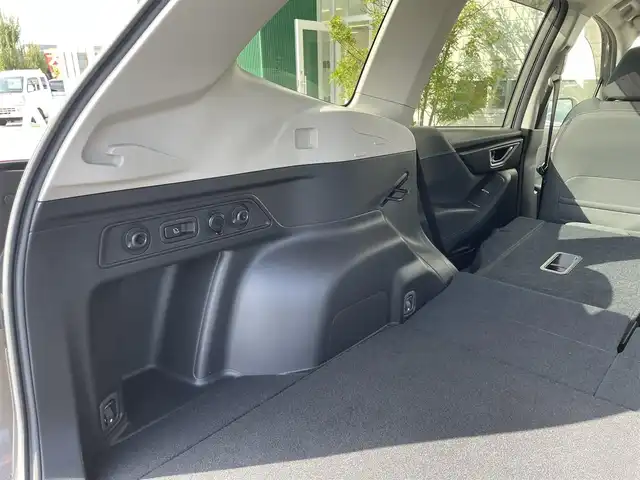 スバル フォレスター ハイブリッド アドバンス 滋賀県 2019(平31)年 2.2万km セピアブロンズM 純正8インチナビ/(AM/FM/CD/DVD/iPod/USB/BT/SD/フルセグTV)/ハーフレザーシート/パワーバックドア/アイサイトver.3/・衝突軽減ブレーキ/・レーントレーシングアシスト/・レーダークルーズコントロール/コーナーセンサー/電動サイドブレーキ/シートヒーター/パワーシート/サイドビュー＆バックカメラ/ドライブレコーダー/ビルトインETC/ステアリングヒーター/革巻きステアリング/ステアリングスイッチ/パドルシフト/電動サイドブレーキ/横滑り防止装置/プッシュスタート/純正フロアマット/電格ウインカーミラー