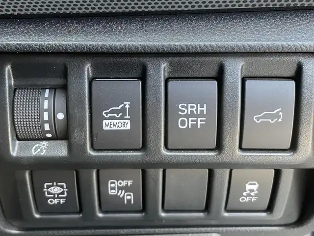 スバル フォレスター ハイブリッド アドバンス 滋賀県 2019(平31)年 2.2万km セピアブロンズM 純正8インチナビ/(AM/FM/CD/DVD/iPod/USB/BT/SD/フルセグTV)/ハーフレザーシート/パワーバックドア/アイサイトver.3/・衝突軽減ブレーキ/・レーントレーシングアシスト/・レーダークルーズコントロール/コーナーセンサー/電動サイドブレーキ/シートヒーター/パワーシート/サイドビュー＆バックカメラ/ドライブレコーダー/ビルトインETC/ステアリングヒーター/革巻きステアリング/ステアリングスイッチ/パドルシフト/電動サイドブレーキ/横滑り防止装置/プッシュスタート/純正フロアマット/電格ウインカーミラー