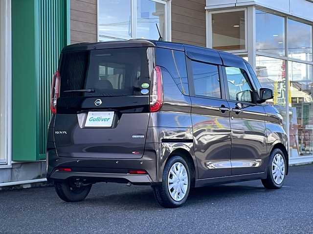 日産 ルークス X 岐阜県 2021(令3)年 3.2万km アッシュブラウンM 禁煙車/AM/FM/CD/DVD/社外ナビ/ワンセグTV/ハンズフリースライドドア/片側パワースライドドア/アラウンドビュー/コーナーセンサー前後/ダウンヒルアシストコントロール/アイドリングストップ/リアエアコン/盗難防止/社外LEDヘッドライト球/プッシュスタート/オートライト/スマートキー/スペアキー