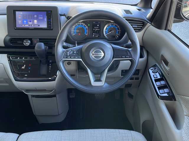 日産 ルークス X 岐阜県 2021(令3)年 3.2万km アッシュブラウンM 禁煙車/AM/FM/CD/DVD/社外ナビ/ワンセグTV/ハンズフリースライドドア/片側パワースライドドア/アラウンドビュー/コーナーセンサー前後/ダウンヒルアシストコントロール/アイドリングストップ/リアエアコン/盗難防止/社外LEDヘッドライト球/プッシュスタート/オートライト/スマートキー/スペアキー