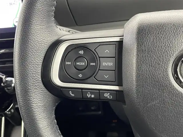 ダイハツ タント カスタム RS 埼玉県 2019(令1)年 5.8万km パールブラック 純正９型ＳＤナビ/(CD/DVD/Ｂｌｕｅｔｏｏｔｈ/音楽録音/フルセグ)/パノラマモニター/アダプティブクルーズコントロール/両側パワースライドドア/ドライブレコーダー/衝突被害軽減ブレーキ/ハーフレザーシート/シートヒーター/ビルトインＥＴＣ/オートＬＥＤライト/純正１５インチアルミホイール