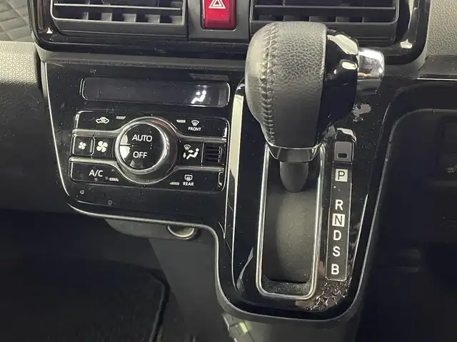 ダイハツ タント カスタム RS 埼玉県 2019(令1)年 5.8万km パールブラック 純正９型ＳＤナビ/(CD/DVD/Ｂｌｕｅｔｏｏｔｈ/音楽録音/フルセグ)/パノラマモニター/アダプティブクルーズコントロール/両側パワースライドドア/ドライブレコーダー/衝突被害軽減ブレーキ/ハーフレザーシート/シートヒーター/ビルトインＥＴＣ/オートＬＥＤライト/純正１５インチアルミホイール