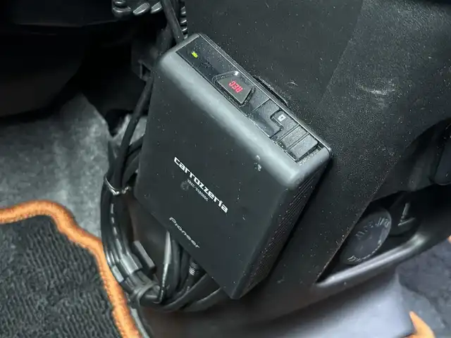 スズキ スペーシア ギア HYBRID XZ 愛知県 2021(令3)年 2.8万km オフブルーメタリック/ガンメタリック2トーンルーフ /禁煙/ワンオーナー//フルセグナビ/CD/DVD/BT/SD/MSV/USB/BT//全方位カメラ/前後ドラレコ/HUD//両側パワースライドドア//シートバックテーブル/リアロールサンシェード//リアサーキュレーター/バニティミラー//オートリトラウィンカーミラー//純正LEDオートライト/オートハイビーム//純正LEDフォグ//純正フロアマット/純正ドアバイザー//プッシュスタート/スマートキー//ルーフレール//デュアルカメラブレーキサポート/ACC/RSA//前後誤発進抑制/車線逸脱警報//ふらつき警報/先行車発進告知//新車時保証書//取扱説明書//スペアスマートキー