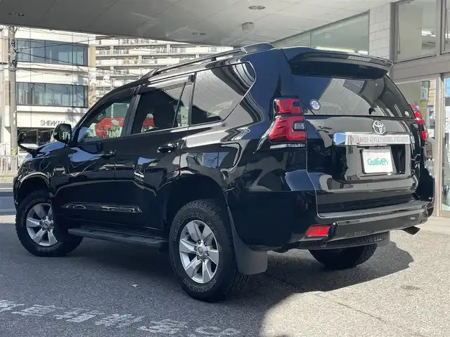 トヨタ ランドクルーザー プラド TX 愛知県 2018(平30)年 6.1万km ブラック ワンオーナー/純SDナビテレビ/バックカメラ/フルセグテレビ/サンルーフ/トヨタセーフティセンス/ルーフレール/純17インチAWオフロードタイヤ/ビルドインETC/スマートキー/保証書　取説/スペアキー