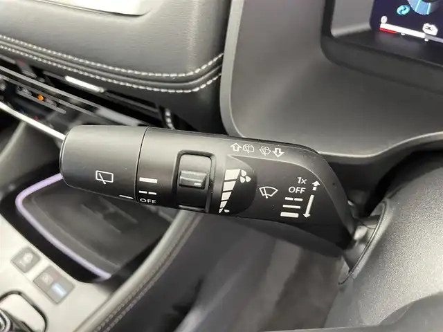 日産 エクストレイル G e－4ORCE 富山県 2022(令4)年 4.2万km ブリリアントホワイトパール/スーパーブラック 2トーン ワンオーナー/4WD/パノラミックガラスルーフ/純正12.3インチナビ/（AM/FM/USB/BT/AppleCarPlay/AndroidAuto）/フルセグTV/アラウンドビューモニター/BOSEサウンドシステム/ヘッドアップディスプレイ/プロパイロット/衝突被害軽減ブレーキ/アダプティブクルーズコントロール/レーンキープアシスト/ブラインドスポットモニター/オートマチックハイビーム/LEDヘッドライト/クリアランスソナー/電動リアゲート/レザーシート/全席シートヒーター/デジタルインナーミラー/置くだけ充電/ドライブレコーダー前後/ビルトインETC2.0/AC100V充電/純正１９インチAW/スマートキー×２/プッシュスタート/取扱説明書/保証書