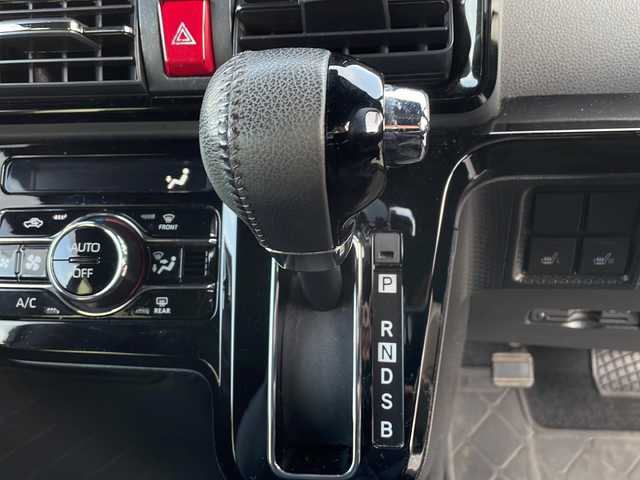 ダイハツ タント カスタム RS セレクション 山形県 2020(令2)年 2.6万km ブラックマイカメタリック/レーザーブルークリスタルシャイン 2トーン 禁煙車/4WD/スマートアシスト/レーンキープアシスト/横滑り防止装置/前後コーナーセンサー/前方ドライブレコーダー/オートマチックハイビーム/社外SDナビ/フルセグ/テレビキャンセラー/両側パワースライドドア/ステアリングスイッチ/アイドリングストップ/ハーフレザー/前席シートヒーター/ETC/純正ゴムマット/純正アルミホイール/LEDヘッドライト/フォグランプ/電動格納ミラー/ドアバイザー