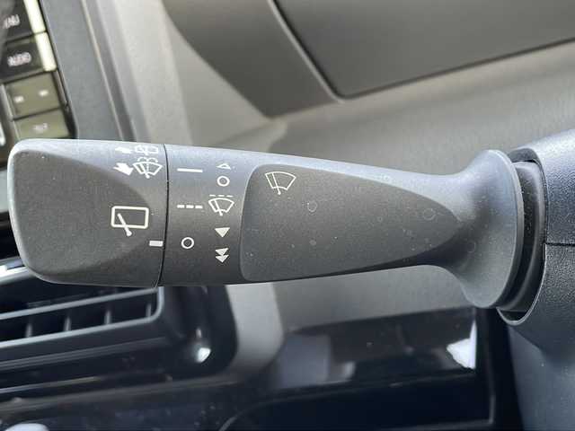 ダイハツ タント カスタム RS セレクション 山形県 2020(令2)年 2.6万km ブラックマイカメタリック/レーザーブルークリスタルシャイン 2トーン 禁煙車/4WD/スマートアシスト/レーンキープアシスト/横滑り防止装置/前後コーナーセンサー/前方ドライブレコーダー/オートマチックハイビーム/社外SDナビ/フルセグ/テレビキャンセラー/両側パワースライドドア/ステアリングスイッチ/アイドリングストップ/ハーフレザー/前席シートヒーター/ETC/純正ゴムマット/純正アルミホイール/LEDヘッドライト/フォグランプ/電動格納ミラー/ドアバイザー