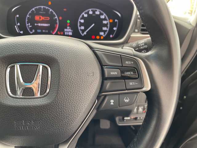 ホンダ オデッセイ アブソルート 愛知県 2020(令2)年 1.6万km オブシダンブルーパール 純正11.5型ナビ/全方位カメラ/両側パワースライドドア/レーダークルーズコントロール/バックカメラ/コーナーセンサー/純正アルミホイール/ETC2.0/LEDヘッドライト/パドルシフト/リアオートエアコン/ドライブレコーダー/ETC/ステアリングスイッチ/スマートキー/プッシュスタート