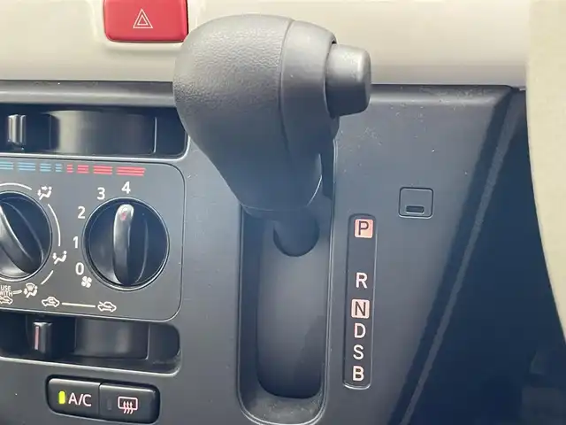 ダイハツ ミラ トコット X SA Ⅲ 愛知県 2019(令1)年 1.9万km レモンスカッシュクリスタルM 純正ナビ　フルセグＴＶ　Ｂｌｕｅｔｏｏｔｈ　ＵＳＢ　バックカメラ　ドラレコ　プッシュスタート　スマアシIII　衝突軽減　車線逸脱　ＬＥＤオートライト　コーナーセンサー　オートハイビーム　誤発進抑制　禁煙車