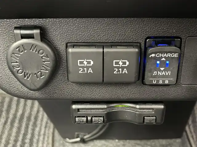 ダイハツ ミラ トコット X SA Ⅲ 愛知県 2019(令1)年 1.9万km レモンスカッシュクリスタルM 純正ナビ　フルセグＴＶ　Ｂｌｕｅｔｏｏｔｈ　ＵＳＢ　バックカメラ　ドラレコ　プッシュスタート　スマアシIII　衝突軽減　車線逸脱　ＬＥＤオートライト　コーナーセンサー　オートハイビーム　誤発進抑制　禁煙車