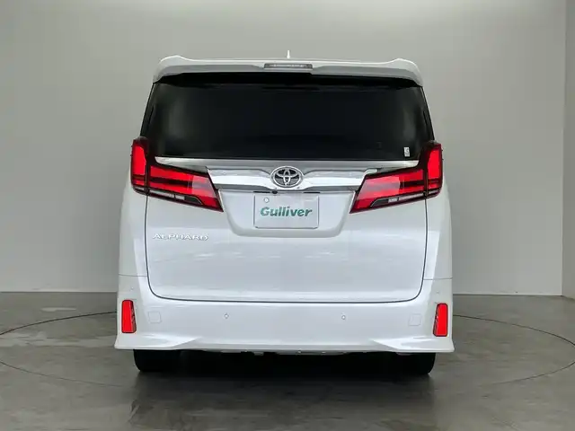 トヨタ アルファード S Cパッケージ 埼玉県 2021(令3)年 3.3万km ホワイトパールクリスタルシャイン 社外エアロ　サンルーフ　純正９インチナビ　バックカメラ　ＢＳＭ　ビルトインＥＴＣ２．０　デジタルインナーミラー　シートヒーター　ベンチレーション　メモリシート　レーダークルーズ　　三眼ＬＥＤ　地デジTV