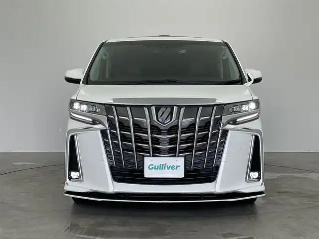 トヨタ アルファード S Cパッケージ 埼玉県 2021(令3)年 3.3万km ホワイトパールクリスタルシャイン 社外エアロ　サンルーフ　純正９インチナビ　バックカメラ　ＢＳＭ　ビルトインＥＴＣ２．０　デジタルインナーミラー　シートヒーター　ベンチレーション　メモリシート　レーダークルーズ　　三眼ＬＥＤ　地デジTV