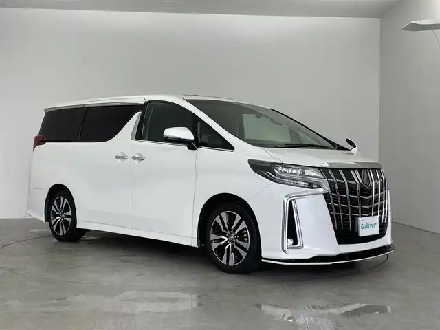トヨタ アルファード S Cパッケージ 埼玉県 2021(令3)年 3.3万km ホワイトパールクリスタルシャイン 社外エアロ　サンルーフ　純正９インチナビ　バックカメラ　ＢＳＭ　ビルトインＥＴＣ２．０　デジタルインナーミラー　シートヒーター　ベンチレーション　メモリシート　レーダークルーズ　　三眼ＬＥＤ　地デジTV