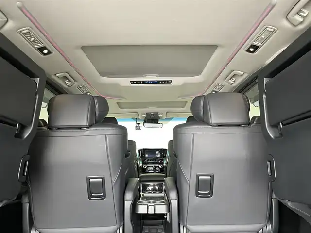 トヨタ アルファード S Cパッケージ 埼玉県 2021(令3)年 3.3万km ホワイトパールクリスタルシャイン 社外エアロ　サンルーフ　純正９インチナビ　バックカメラ　ＢＳＭ　ビルトインＥＴＣ２．０　デジタルインナーミラー　シートヒーター　ベンチレーション　メモリシート　レーダークルーズ　　三眼ＬＥＤ　地デジTV