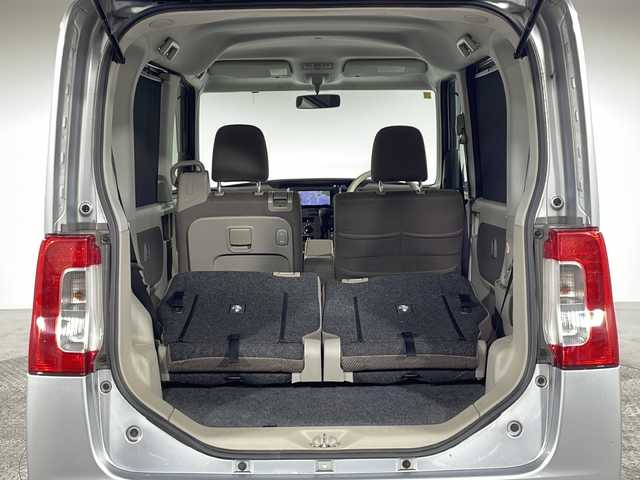 ダイハツ タント L 神奈川県 2016(平28)年 5.4万km ブライトシルバーメタリック 4WD/社外7型メモリナビゲーション【MDV-D303】/CD DVD AM FM SD ワンセグTV/両側スライドドア/アイドリングストップ機能/ヘッドライトレベライザー/電動格納ミラー/ACエアコン/横滑り防止装置/キーレス/社外14インチアルミホイール/社外フロアマット/社外ドアバイザー