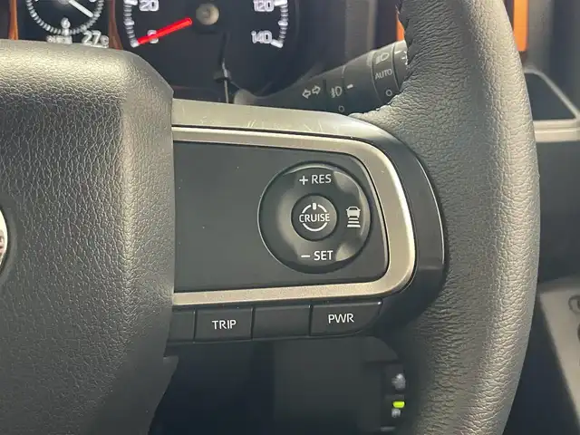 ダイハツ タフト G ターボ 愛知県 2021(令3)年 1.2万km フォレストカーキメタリック 純正9型ナビ　フルセグＴＶ　カープレイ対応　全方位カメラ　ガラスルーフ　シートヒーター　電動パーキング　ルーフレール　スマアシIII　衝突軽減　追従クルコン　ＬＥＤオートライト　コーナーセンサー フォグランプ　ETC 純正ドラレコナビ連動　禁煙車