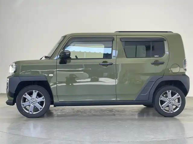 ダイハツ タフト G ターボ 愛知県 2021(令3)年 1.2万km フォレストカーキメタリック 純正9型ナビ　フルセグＴＶ　カープレイ対応　全方位カメラ　ガラスルーフ　シートヒーター　電動パーキング　ルーフレール　スマアシIII　衝突軽減　追従クルコン　ＬＥＤオートライト　コーナーセンサー フォグランプ　ETC 純正ドラレコナビ連動　禁煙車