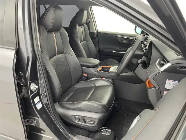 トヨタ ＲＡＶ４ アドベンチャー 群馬県 2019(令1)年 6.5万km グレーメタリック TRDフロントロアガーニッシュ/TRDフロントバンパーガーニッシュ(LED付)/TRDバックドアガーニッシュ/TRDバックドアロアガーニッシュ/TRDマッドフラップ/リヤクロストラフィックオートブレーキ(パーキングサポートブレーキ/後方接近車両)/ブラインドスポットモニター（BSM）/ステアリングヒーター/快適温熱シート/シートベンチレーション/＝＝＝＝＝/carrozzeria8インチナビ(AVIC-RQ902)/・AM/FM/CD/DVD/Bluetooth/フルセグTV/前方ドライブレコーダー/合皮シート/前席パワーシート/ETC/ダウンヒルアシストコントロール/LEDヘッドライト/サイドカメラ/電動パーキングブレーキ/オートブレーキホールド/スマートキー/プッシュスタート