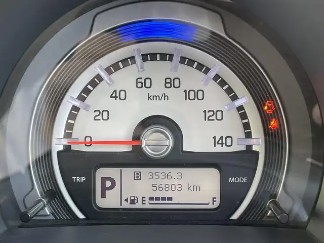 スズキ ハスラー Jスタイル Ⅱ 富山県 2016(平28)年 5.7万km クールカーキパールメタリック/ホワイト2トーンルーフ ワンオーナー/ストラーダナビ/　(Bluetooth/CD/DVD)/フルセグTV/バックモニター/デュアルカメラブレーキサポート/・誤発進抑制機能/・車線逸脱警報機能/・ふらつき警報機能/・先行車発進お知らせ機能/HIDヘッドランプ/オートライト/オートエアコン/ステアリングスイッチ/合皮/ファブリックコンビシート/前席シートヒーター/純正15インチアルミホイール/キーレスプッシュスタートシステム/禁煙車