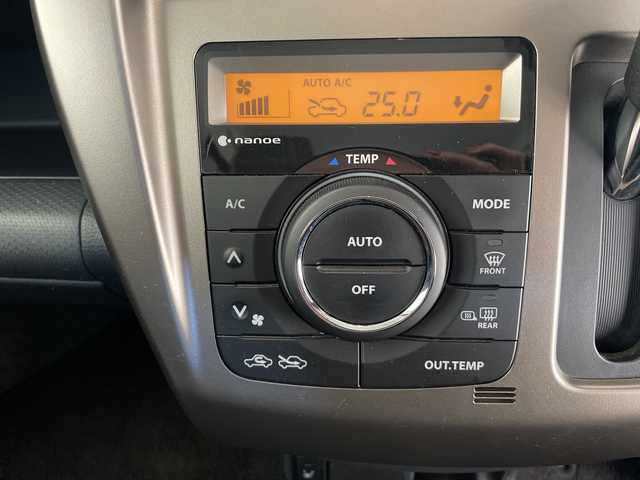 スズキ ハスラー Jスタイル Ⅱ 長野県 2016(平28)年 5.7万km クールカーキパールメタリック/ホワイト2トーンルーフ ワンオーナー/ストラーダナビ/　(Bluetooth/CD/DVD)/フルセグTV/バックモニター/デュアルカメラブレーキサポート/・誤発進抑制機能/・車線逸脱警報機能/・ふらつき警報機能/・先行車発進お知らせ機能/HIDヘッドランプ/オートライト/オートエアコン/ステアリングスイッチ/合皮/ファブリックコンビシート/前席シートヒーター/純正15インチアルミホイール/キーレスプッシュスタートシステム/禁煙車