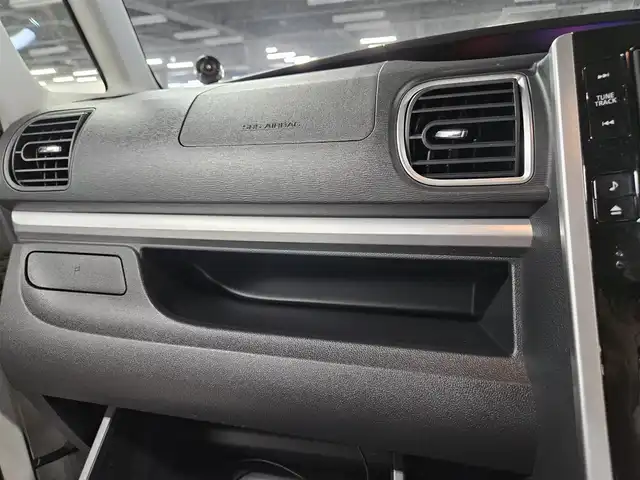 ダイハツ タント カスタム RS 愛媛県 2014(平26)年 7.4万km パールホワイトⅢ ワンオーナー/純正8型ナビ/フルセグTV/両側パワースライドドア/ビルトインETC/LEDヘッドランプ/オートライト/オートエアコン/本革巻きステアリング/ステアリングスイッチ/純正15インチアルミホイール/キーフリーシステム/プッシュボタンスタート/イモビライザー/禁煙車
