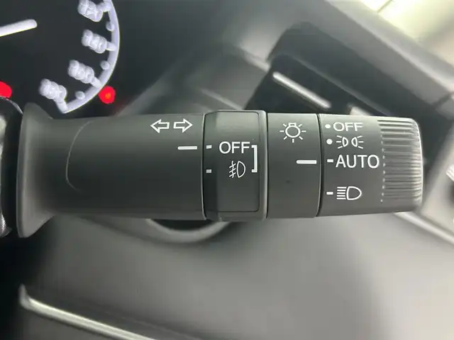 ホンダ ヴェゼル ハイブリッド e:HEV Z 埼玉県 2025(令7)年 0.1万km未満 クリスタルブラックパール Honda CONNECTディスプレー　　ETC2.0車載器　ワイヤレス充電器　フロントグリル ベルリナブラック/バックカメラ　シートヒーター　パワーバックドア　パドルシフト　ステアリングヒーター　電動パーキングブレーキ　ブレーキホールド　ホンダセンシング