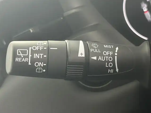 ホンダ ヴェゼル ハイブリッド e:HEV Z 埼玉県 2025(令7)年 0.1万km未満 クリスタルブラックパール Honda CONNECTディスプレー　　ETC2.0車載器　ワイヤレス充電器　フロントグリル ベルリナブラック/バックカメラ　シートヒーター　パワーバックドア　パドルシフト　ステアリングヒーター　電動パーキングブレーキ　ブレーキホールド　ホンダセンシング