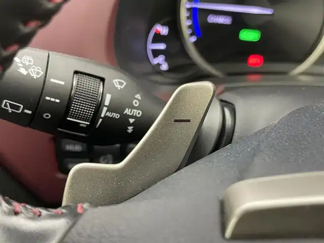 レクサス ＮＸ 300h スパイス&シック 埼玉県 2020(令2)年 5.3万km グラファイトブラックガラスフレーク 純正10.3インチナビ/ CD DVD フルセグTV Bluetooth/パノラミックビューモニター/パノラマルーフ/プリクラッシュセーフティ/レーントレーシングアシスト/パーキングサポートブレーキ/レーダークルーズコントロール/ブラインドスポットモニター/ヘッドアップディスプレイ/シートヒーター/ベンチレーション/ステアリングヒーター/パワーバックドア/LEDオートライト/ETC2.0