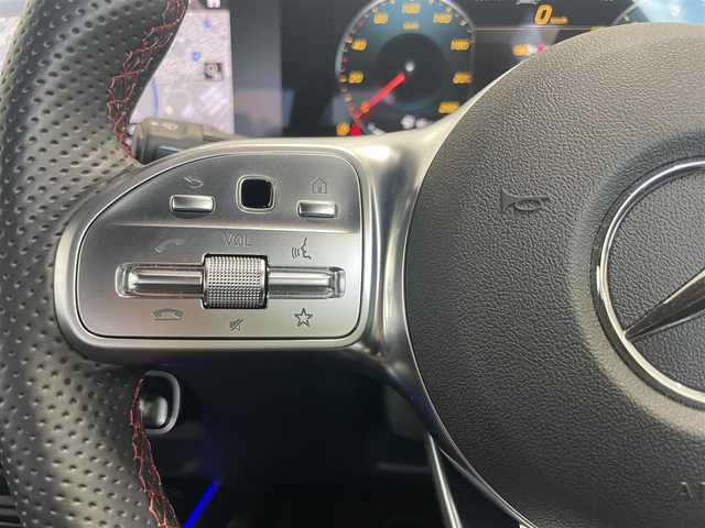 メルセデス・ベンツ ＧＬＡ２００ｄ 4マチック AMGライン 静岡県 2020(令2)年 1.9万km ポーラホワイト フルモデルチェンジ（2020年6月以降）/ナビゲーションパッケージ/AMGライン/360°カメラ/レーダーセーフティパッケージ/メモリー付きパワーシート（前席）/シートヒーター（前席）/キーレスゴー/EASY-PACK/MBUX/ワイヤレスチャージング