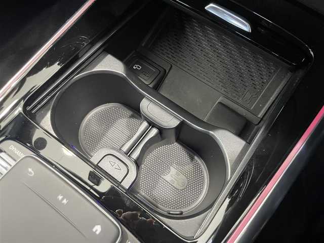 メルセデス・ベンツ ＧＬＡ２００ｄ 4マチック AMGライン 静岡県 2020(令2)年 1.9万km ポーラホワイト フルモデルチェンジ（2020年6月以降）/ナビゲーションパッケージ/AMGライン/360°カメラ/レーダーセーフティパッケージ/メモリー付きパワーシート（前席）/シートヒーター（前席）/キーレスゴー/EASY-PACK/MBUX/ワイヤレスチャージング