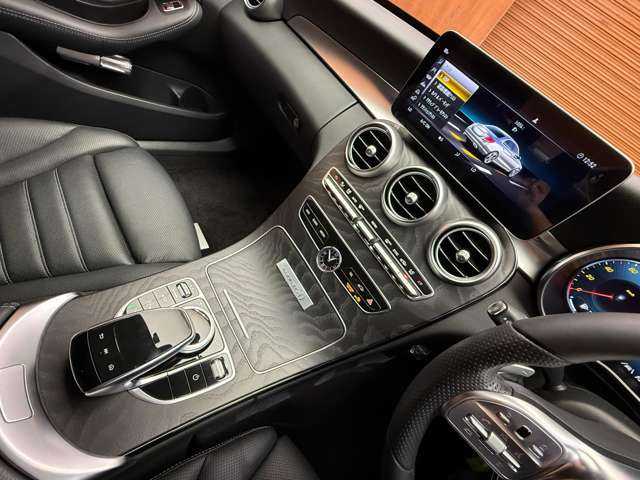 メルセデス・ベンツ Ｃ２２０ｄ ローレウスED スポーツプラスPKG 千葉県 2019(令1)年 4.5万km ダイヤモンドホワイト レザーＥＸＣ　/パノラマＳＲ　/純正ナビ　/３６０°カメラ　/ＡＣＣ　/ＨＵＤ　/シートヒーター　/ベンチレーター　/パワーシート　/ＬＥＤヘッドライト　/ハイビームアシスト　/電動リアゲート　/Ｂｕｒｍｅｓｔｅｒ