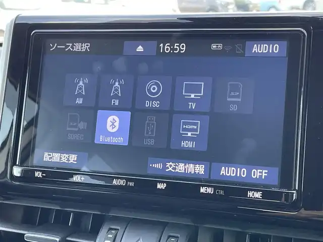 トヨタ ＲＡＶ４ G 佐賀県 2022(令4)年 2.6万km ホワイトパールクリスタルシャイン ワンオーナー/純正9インチSDナビゲーション/・フルセグTV/CD/DVD/SD/HDMI/Bluetooth/バックカメラ/ビルトインETC/パワーリアゲ―ト/電子パーキングブレーキ/AUTO HOLD機能/合皮シート/D席メモリー機能付パワーシート/D＋N席シートヒーター/シートベンチレーション/ISOFIX対応/革巻きステアリング/ステアリングヒーター/ステアリングリモコン/純正18インチアルミホイール/純正LEDヘッドライト/オートマチックハイビーム/純正LEDフォグランプ/純正フロアマット/純正ドアバイザ―/新車保証書/取扱説明書/トヨタセーフティセンス/・レーダークルーズコントロール/・レーントレーシングアシスト/・プリクラッシュセーフティ/・ブラインドスポットモニター/・クリアランスソナー/・リヤクロストラフィックアラート/・ロードサインアシスト