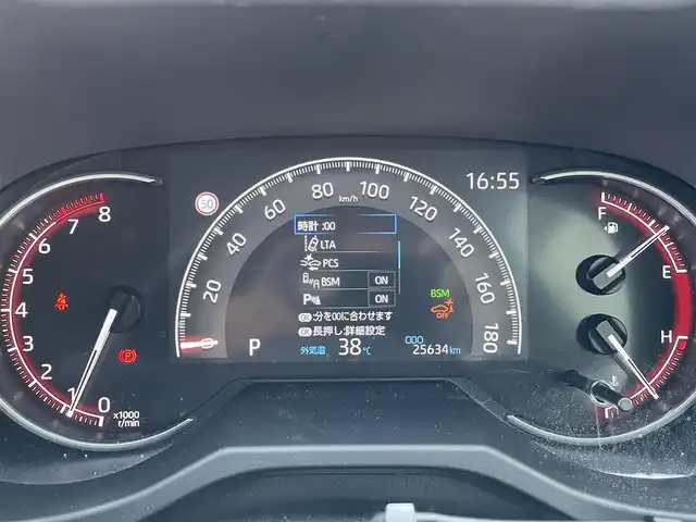 トヨタ ＲＡＶ４ G 佐賀県 2022(令4)年 2.6万km ホワイトパールクリスタルシャイン ワンオーナー/純正9インチSDナビゲーション/・フルセグTV/CD/DVD/SD/HDMI/Bluetooth/バックカメラ/ビルトインETC/パワーリアゲ―ト/電子パーキングブレーキ/AUTO HOLD機能/合皮シート/D席メモリー機能付パワーシート/D＋N席シートヒーター/シートベンチレーション/ISOFIX対応/革巻きステアリング/ステアリングヒーター/ステアリングリモコン/純正18インチアルミホイール/純正LEDヘッドライト/オートマチックハイビーム/純正LEDフォグランプ/純正フロアマット/純正ドアバイザ―/新車保証書/取扱説明書/トヨタセーフティセンス/・レーダークルーズコントロール/・レーントレーシングアシスト/・プリクラッシュセーフティ/・ブラインドスポットモニター/・クリアランスソナー/・リヤクロストラフィックアラート/・ロードサインアシスト