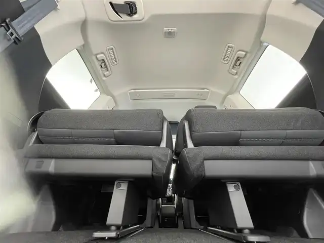 三菱 デリカＤ：５ シャモニー 群馬県 2025(令7)年 0.1千km グレーⅡ 登録済未使用車　フリップダウンモニター　ＡＬＰＩＮＥナビ　アラウンドビューモニター　両側パワースライドドア　レーダークルーズコントロール　ＬＥＤ　シートヒーター　ステアリングヒーター　パドルシフト