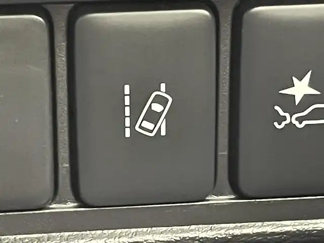 三菱 デリカＤ：５ シャモニー 群馬県 2025(令7)年 0.1千km グレーⅡ 登録済未使用車　フリップダウンモニター　ＡＬＰＩＮＥナビ　アラウンドビューモニター　両側パワースライドドア　レーダークルーズコントロール　ＬＥＤ　シートヒーター　ステアリングヒーター　パドルシフト